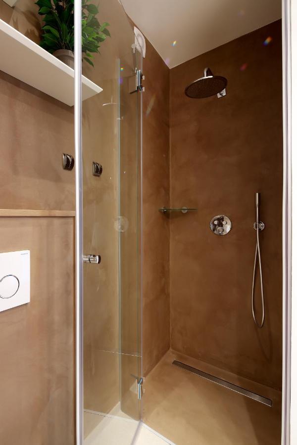MODENA MARIS-new swim-grill-relax-jacuzzi apartments Ičići Esterno foto
